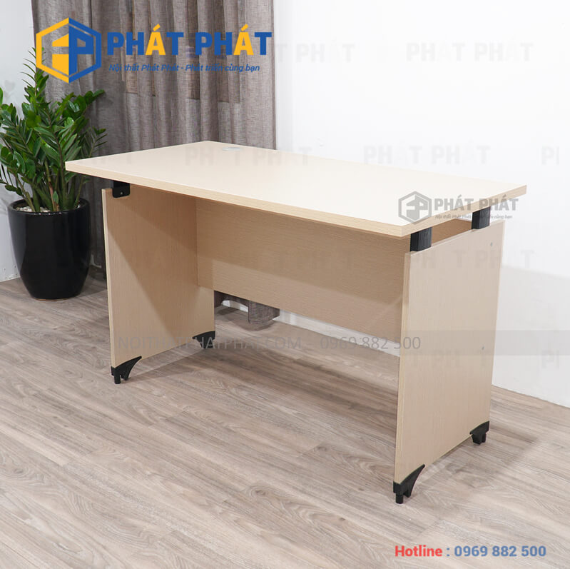 Sở hữu ngay những mẫu bàn làm việc giá rẻ Phát Phát chất lượng 1 tu cao